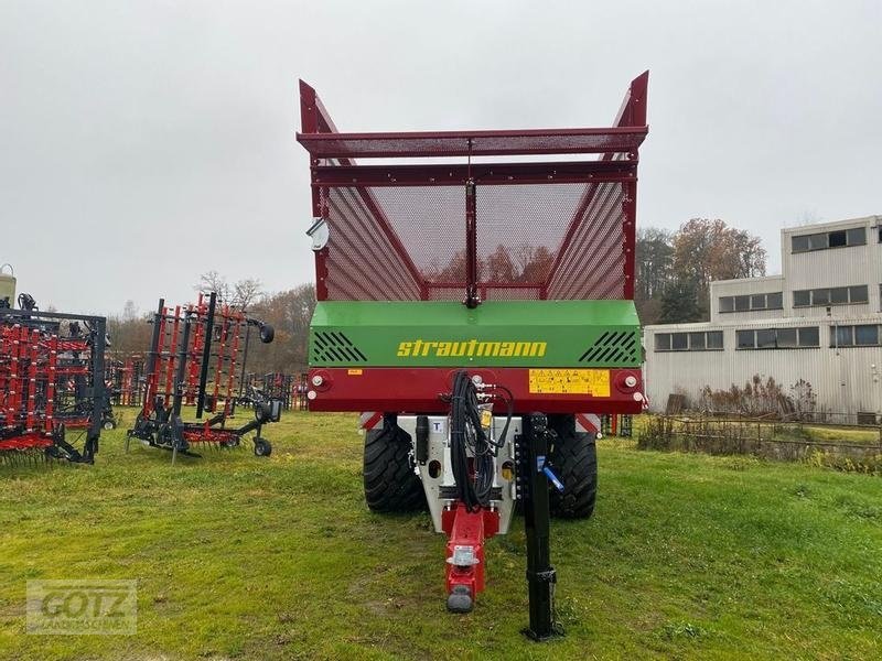 Häcksel Transportwagen des Typs Strautmann Giga-Trailer 460, Neumaschine in Schwabach Wolkersdorf (Bild 2)