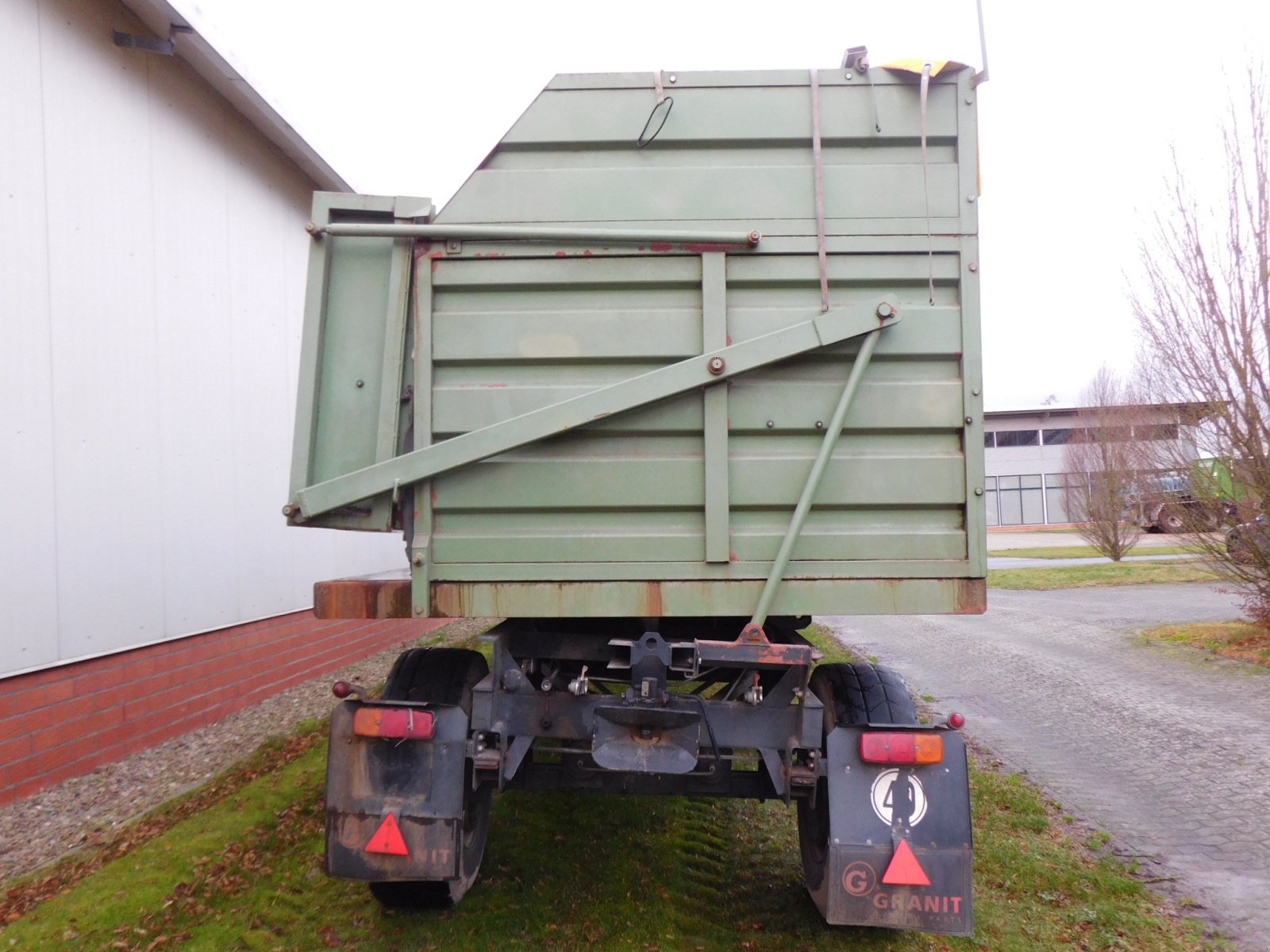 Häckselwagen типа Sieversdorfer SMLA 16.40 Häckselwagen 16 to. Zweiseitenkipper Universalaufbau mit Plane, wie HW 80, kein Conow, Gebrauchtmaschine в Wagenfeld (Фотография 5)