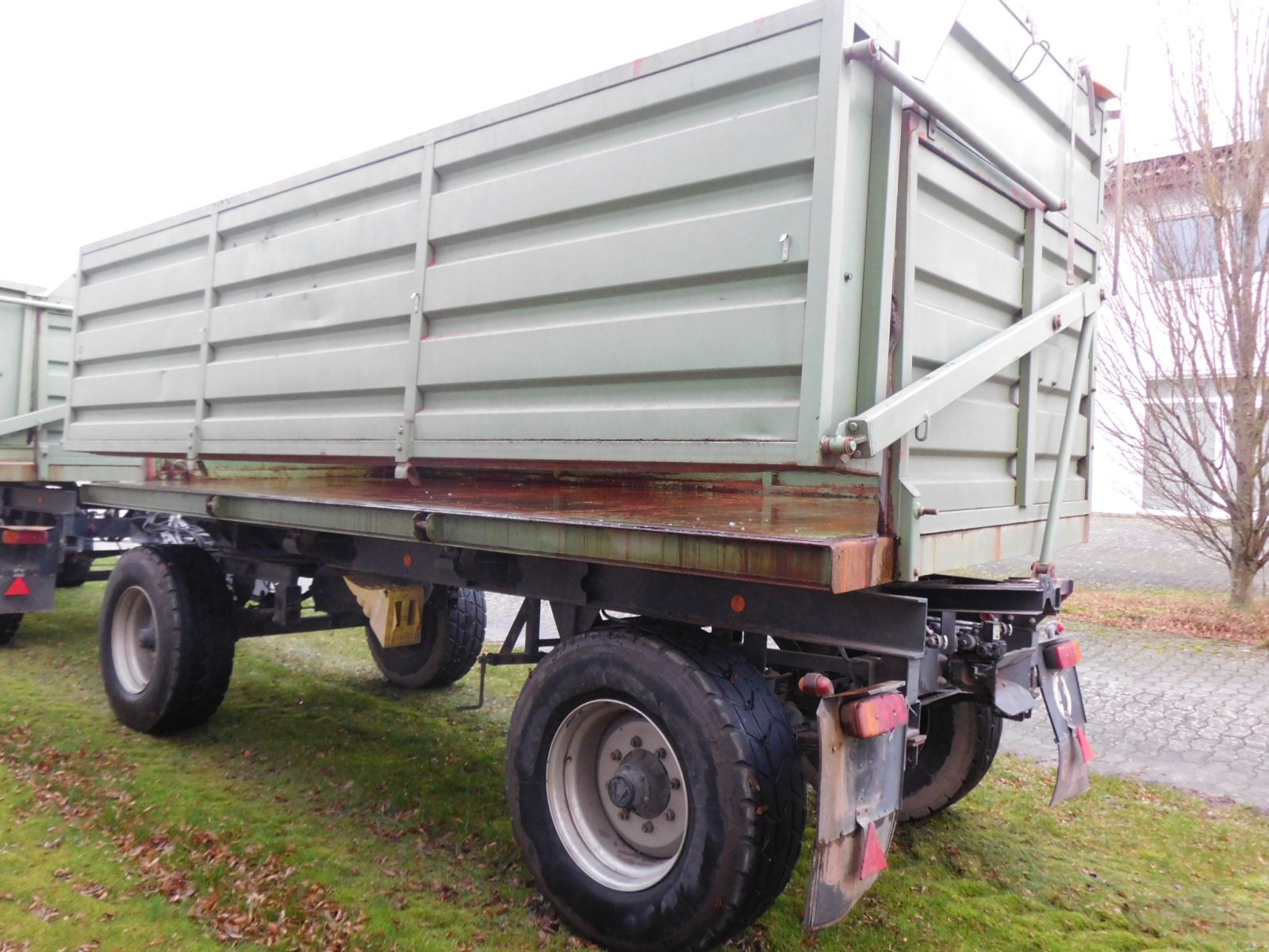 Häckselwagen van het type Sieversdorfer SMLA 16.40 Häckselwagen 16 to. Zweiseitenkipper Universalaufbau mit Plane, wie HW 80, kein Conow, Gebrauchtmaschine in Wagenfeld (Foto 7)