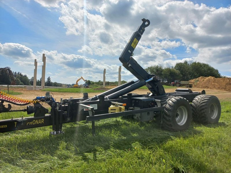 Hakenwagen tipa PRONAR T 286, Gebrauchtmaschine u Ottenschlag