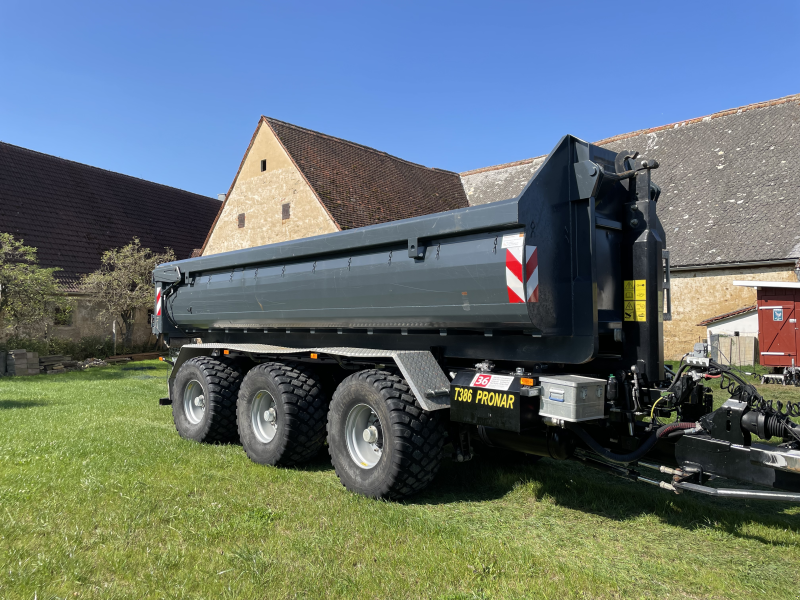 Hakenwagen van het type PRONAR T 386, Gebrauchtmaschine in Weissenburg (Foto 1)