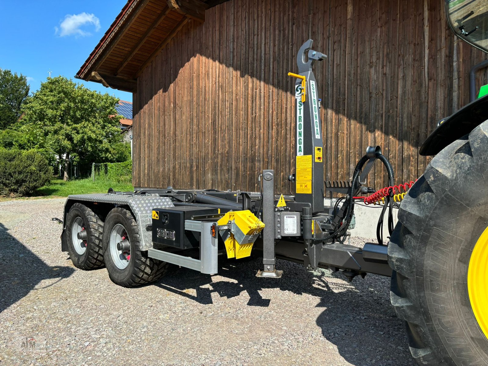 Hakenwagen des Typs Stronga HL140, Neumaschine in Haibach (Bild 1)