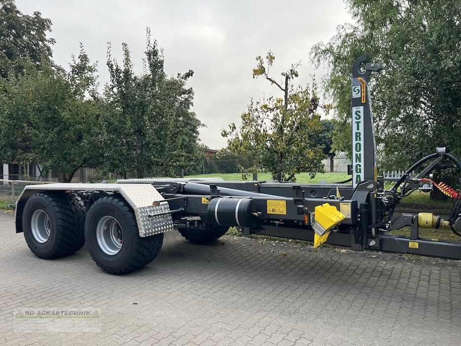 Hakenwagen van het type Stronga HookLoada HL210 DT AKTION!, Neumaschine in Langensendelbach (Foto 17)