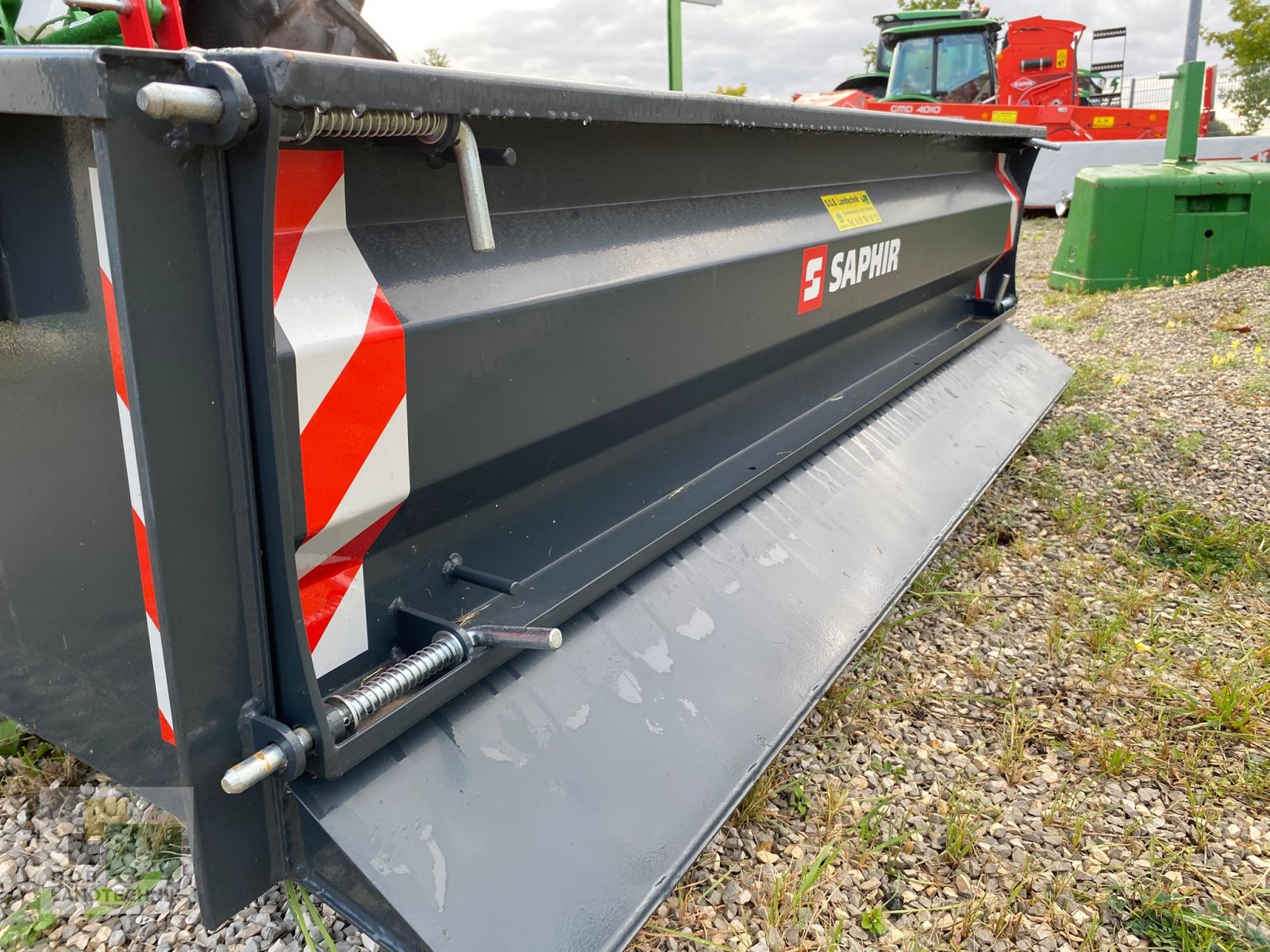 Heckcontainer des Typs Saphir TLH 200, Gebrauchtmaschine in Lauterhofen (Bild 7)