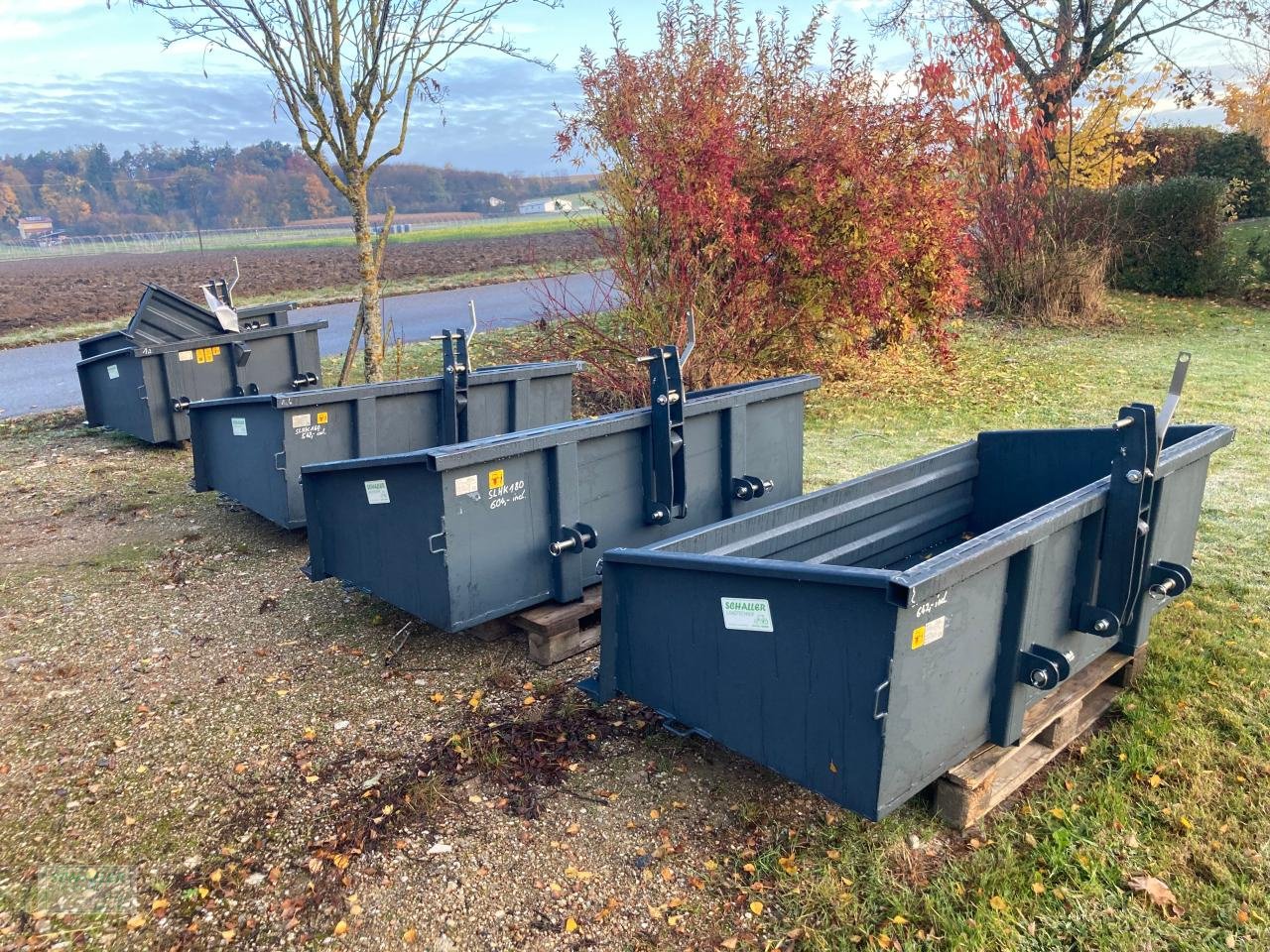 Heckcontainer du type Sonstige AROS Hecktransportbox kippbar, versch. Breiten SLHK, Traktobox, Heckbtransporbehälter, Neumaschine en Geiselhöring (Photo 1)