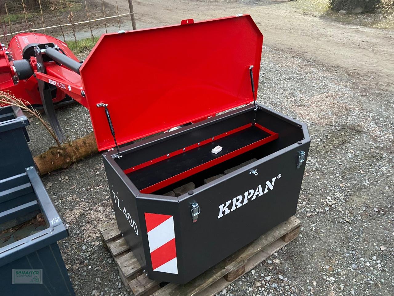 Heckcontainer du type Sonstige KRPAN Traktorkiste SLBOXTZ400 für Dreipunkt, Neumaschine en Geiselhöring (Photo 2)