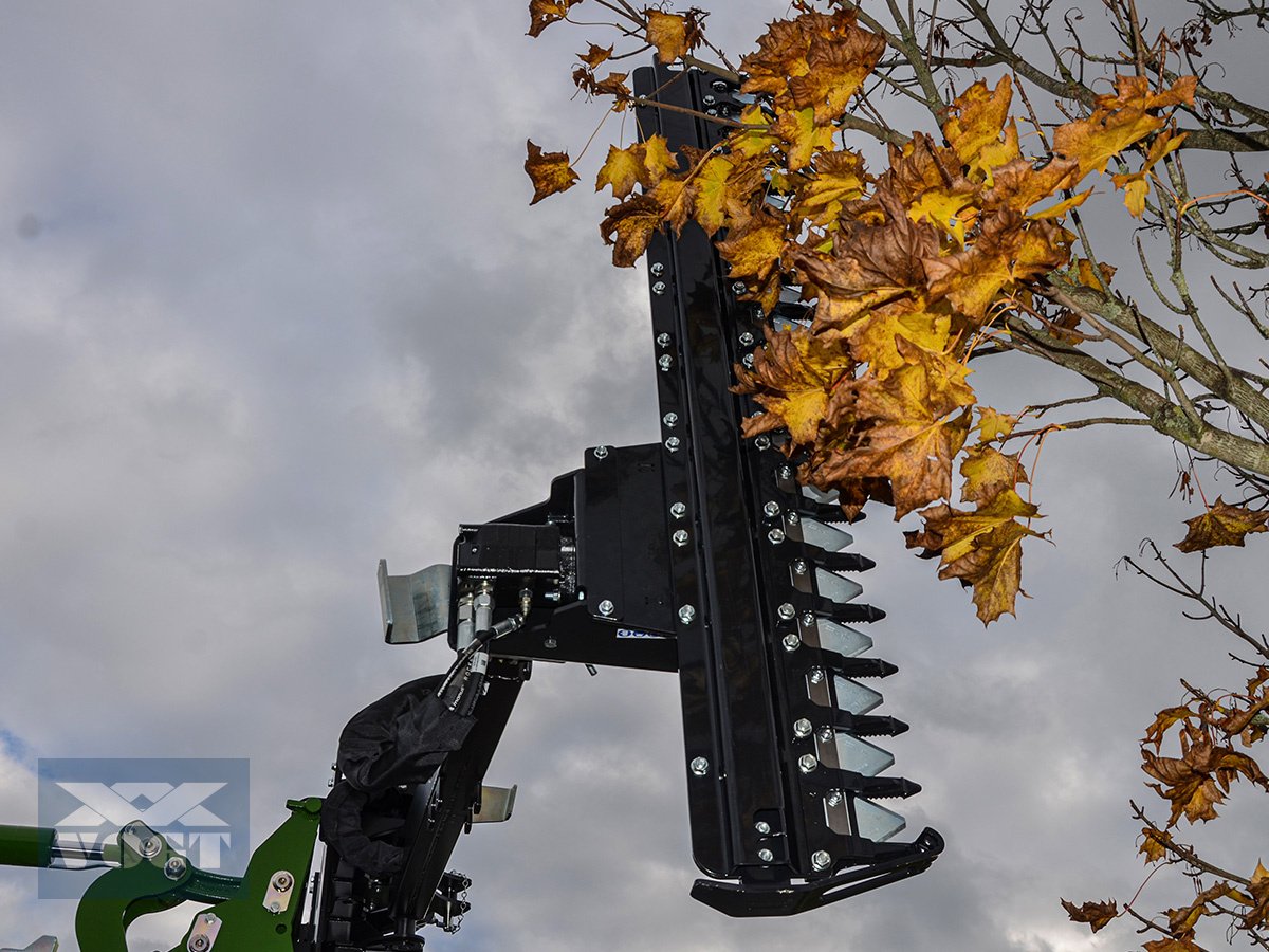 Heckenschere van het type Greentec HS 242 Astschere /Heckenschere für Bagger /Radlader /Traktor-Lagergerät, Neumaschine in Schmallenberg (Foto 4)