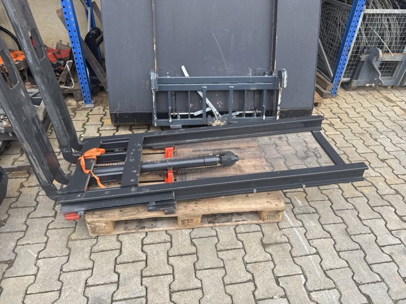 Hecklader del tipo Linde Hubmast Staplermast "für Kleintraktoren ca. 130 kg Eigengewicht", Gebrauchtmaschine In Daiting (Immagine 1)