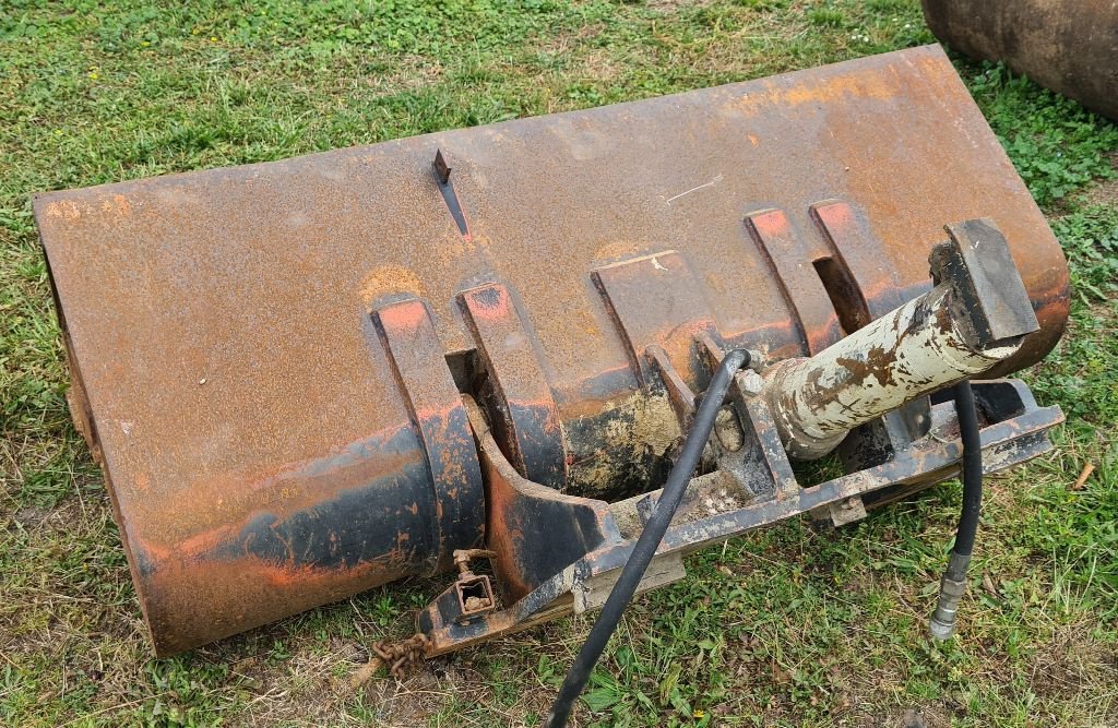 Heckstapler/Anbaustapler tip Manitou GODET 500L TABLIER FEM II, Gebrauchtmaschine in BAZAINVILLE (Poză 5)