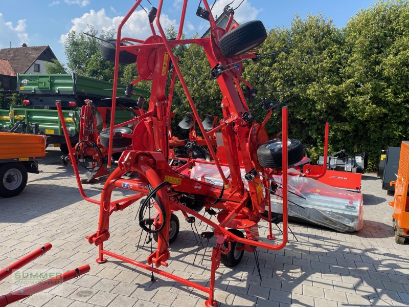 Heuwender del tipo Kuhn GF 5902, Neumaschine en Pforzheim