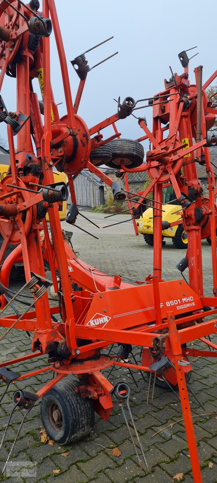 Heuwender van het type Kuhn GF 8501 MHO, Gebrauchtmaschine in Crombach/St.Vith (Foto 3)