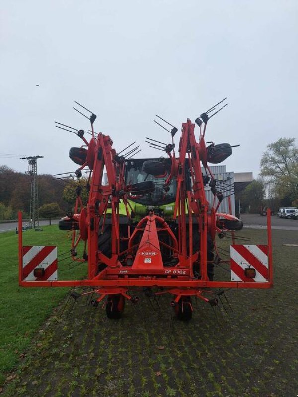 Heuwender des Typs Kuhn GF 8702, Gebrauchtmaschine in Kürten-Neuensaal (Bild 6)