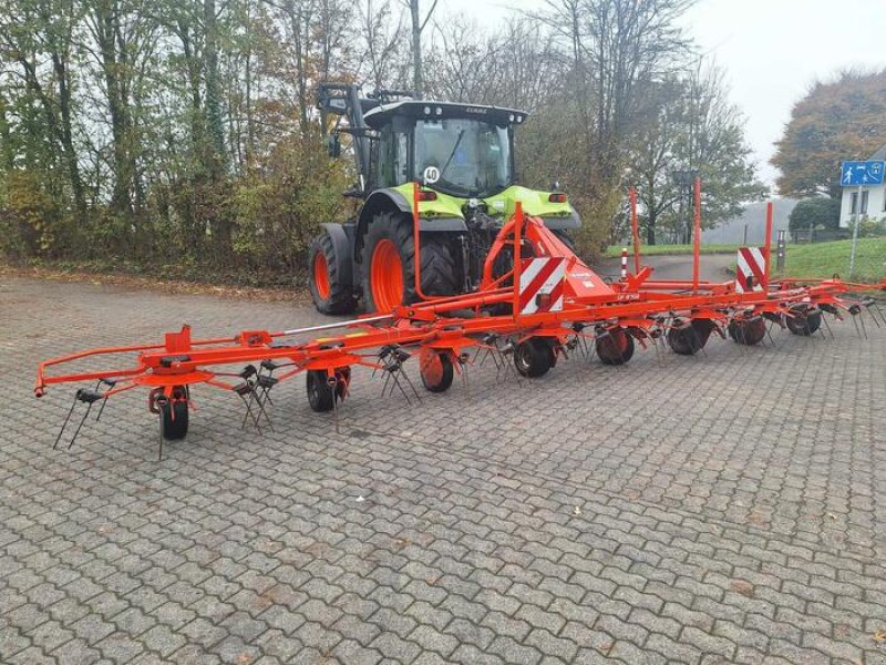 Heuwender des Typs Kuhn GF 8702, Gebrauchtmaschine in Kürten-Neuensaal