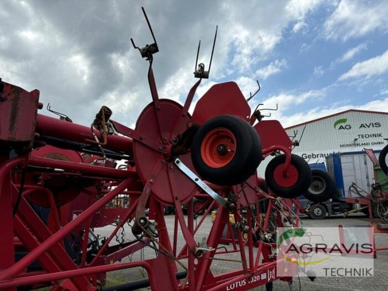 Heuwender des Typs Lely LOTUS 1020, Gebrauchtmaschine in Olfen  (Bild 4)