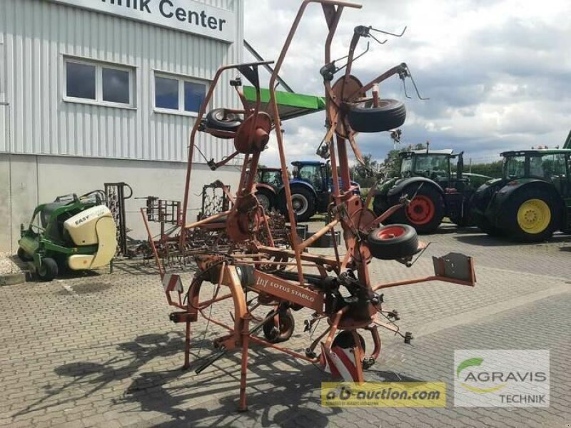 Heuwender van het type Lely LOTUS 675, Gebrauchtmaschine in Calbe / Saale (Foto 1)