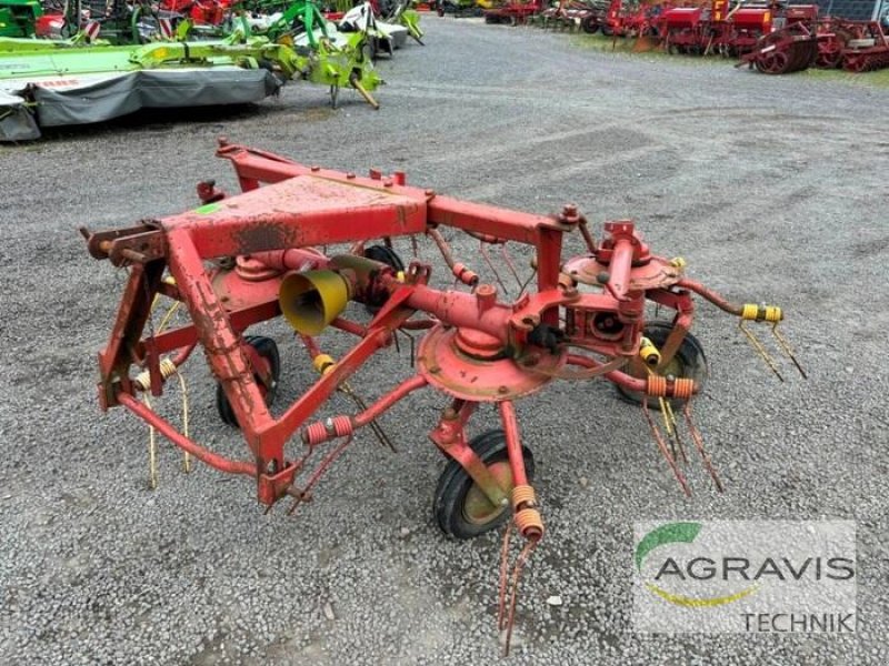 Heuwender typu Niemeyer HR 401, Gebrauchtmaschine w Meppen