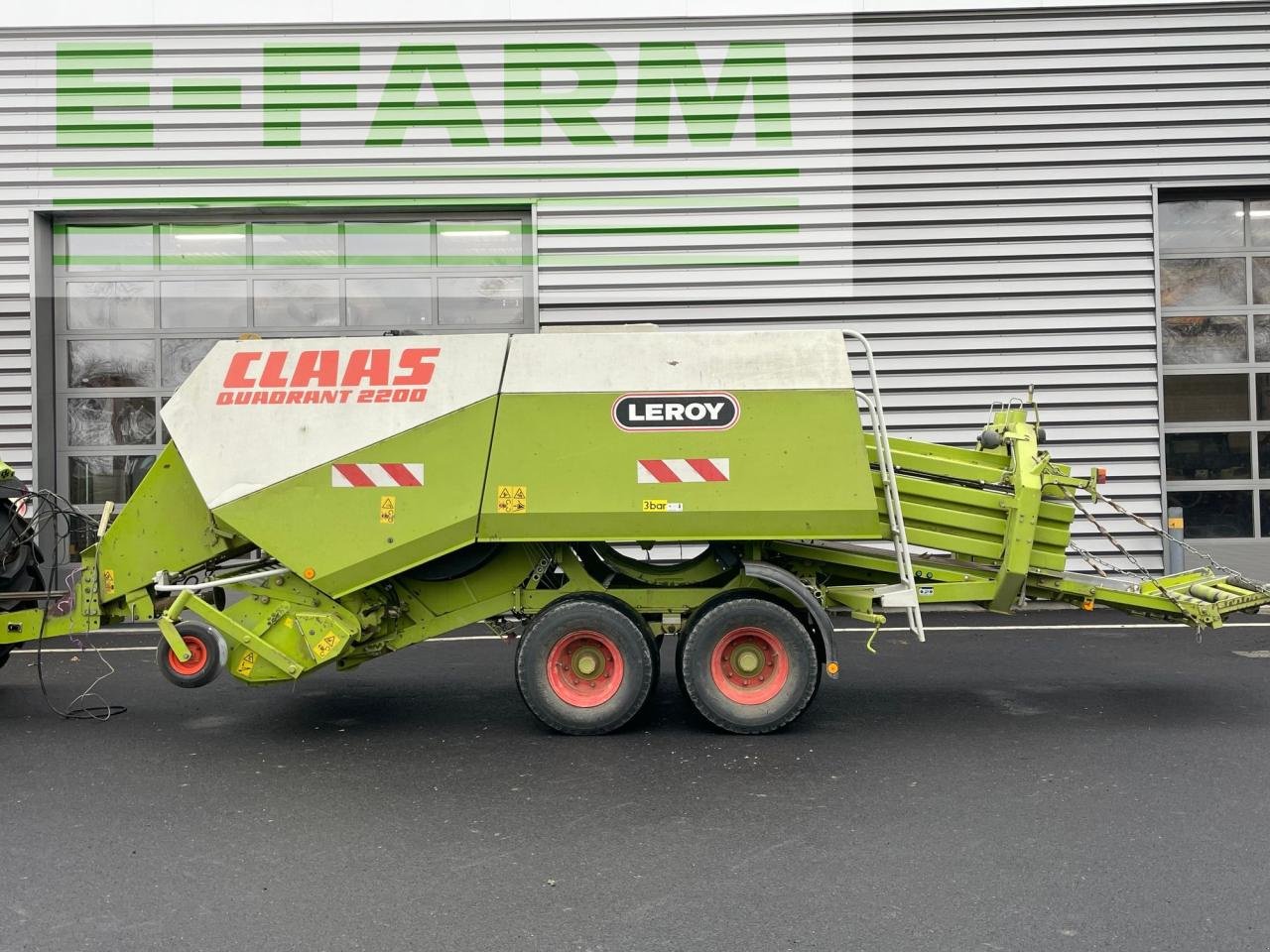 Hochdruckpresse du type CLAAS quadrant 2200, Gebrauchtmaschine en SAULZET (Photo 2)