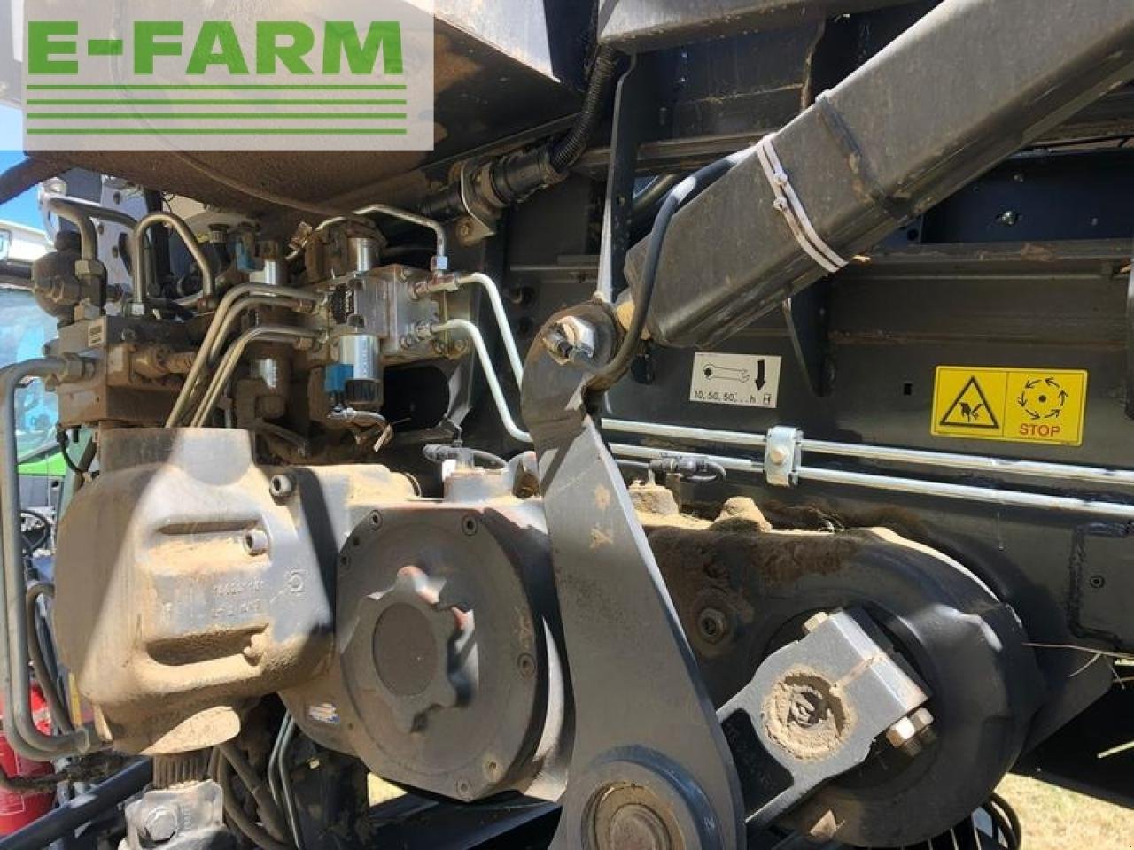 Hochdruckpresse typu CLAAS quadrant 5200 fine cut mit wiegeeinrichtung und hydraulischer pickup, Gebrauchtmaschine v LÜTZELBACH/ MODAUTAL (Obrázok 16)