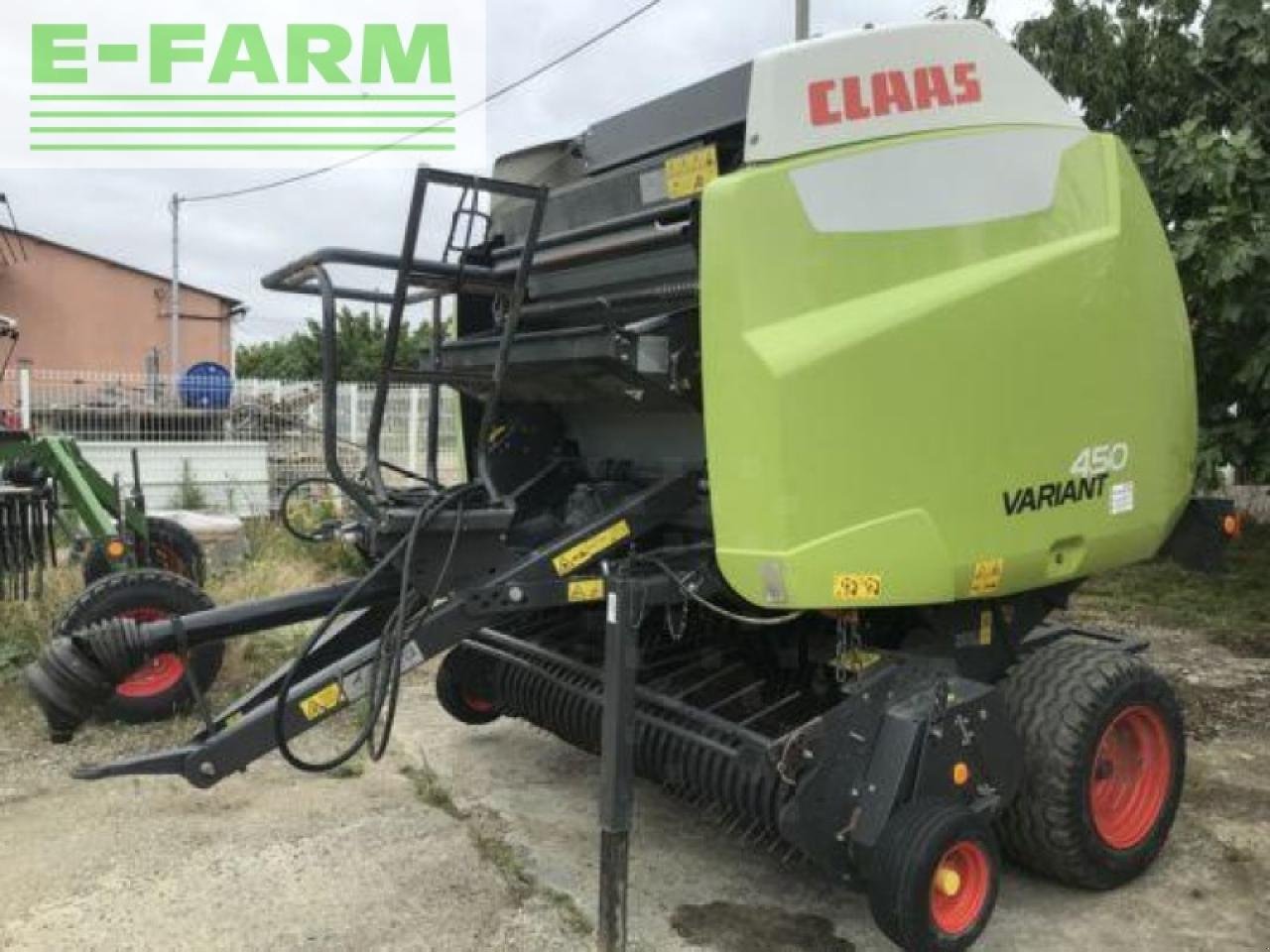 Hochdruckpresse del tipo CLAAS variant 450, Gebrauchtmaschine In MONFERRAN (Immagine 1)