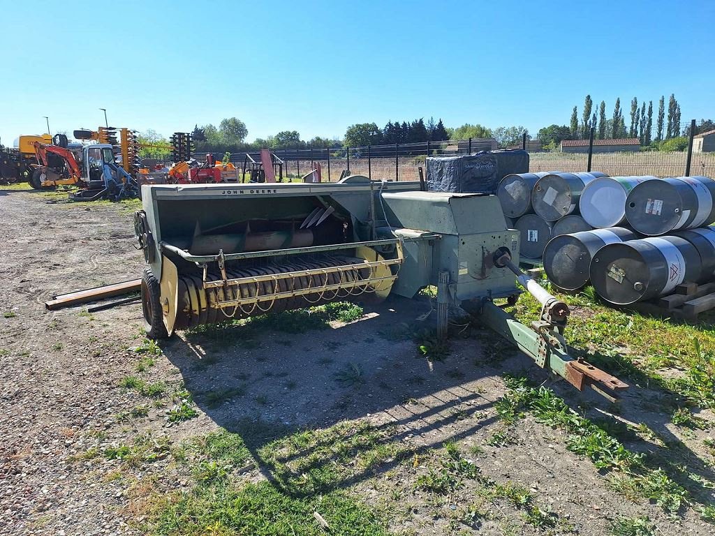 Hochdruckpresse tipa John Deere 456, Gebrauchtmaschine u NOVES (Slika 1)