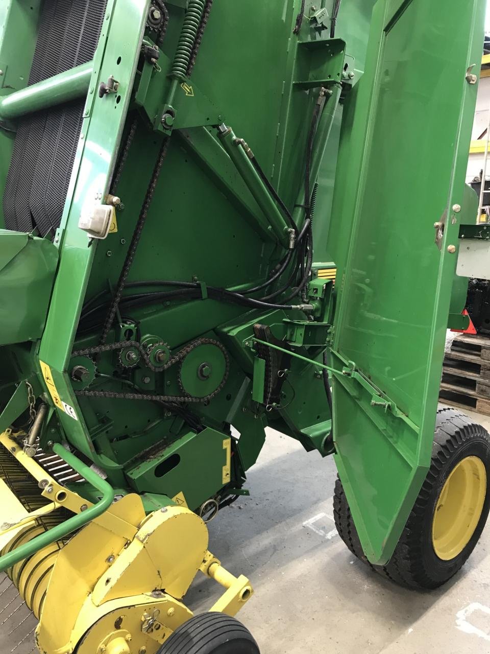 Hochdruckpresse del tipo John Deere 590, Gebrauchtmaschine In SOLMS (Immagine 7)