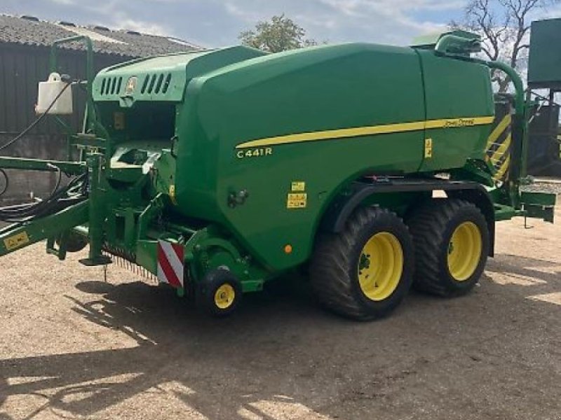 Hochdruckpresse of the type John Deere c441r, Gebrauchtmaschine in SHREWSBURRY (Picture 1)