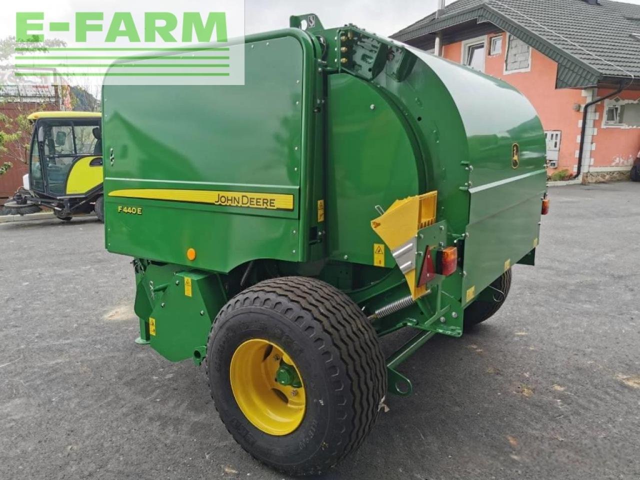 Hochdruckpresse a típus John Deere f440e, Gebrauchtmaschine ekkor: SV. TROJIC (Kép 3)