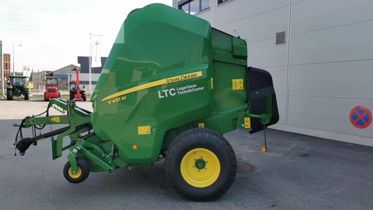 Hochdruckpresse типа John Deere V 451 M HC25, Gebrauchtmaschine в REDLHAM (Фотография 2)