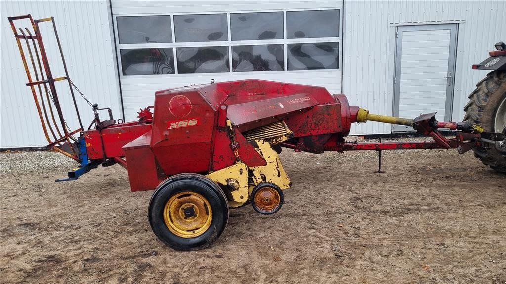 Hochdruckpresse typu New Holland 268 2 garnnøgler medfølger, Gebrauchtmaschine w Egtved (Zdjęcie 4)