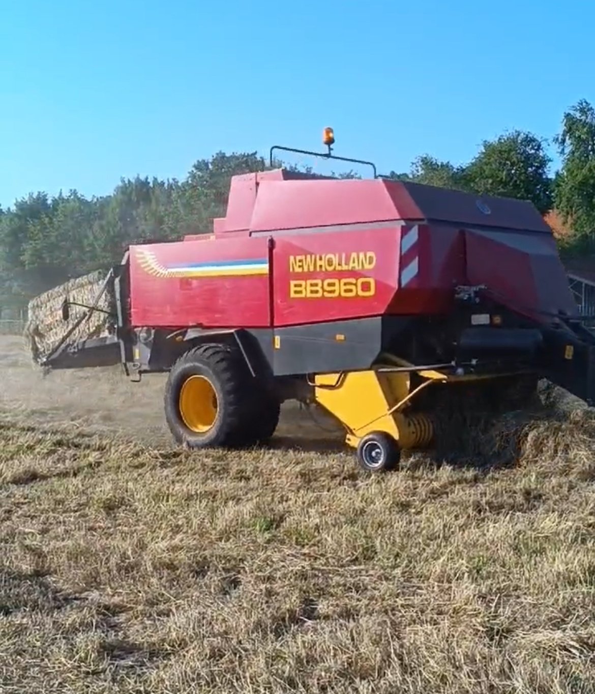 Hochdruckpresse van het type New Holland BB 960, Gebrauchtmaschine in Westerstede (Foto 2)