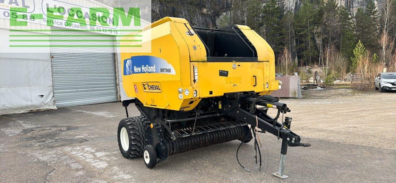 Hochdruckpresse typu New Holland br7060, Gebrauchtmaschine w CHAUVONCOURT (Zdjęcie 2)