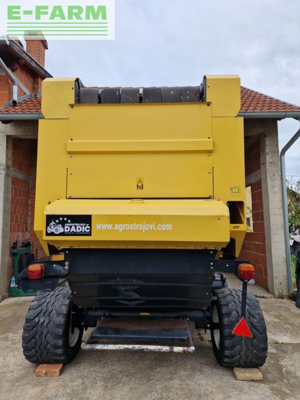 Hochdruckpresse tipa New Holland br7070 cropcutter ii, Gebrauchtmaschine u ŽUPANJA (Slika 2)