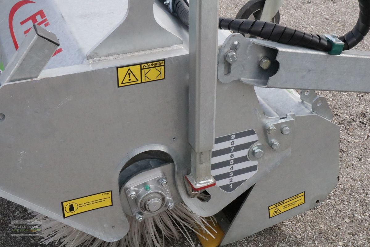 Hochdruckreiniger del tipo Sonstige Fliegl AgroCenter Kehrmaschine 2300, Neumaschine en Gampern (Imagen 4)