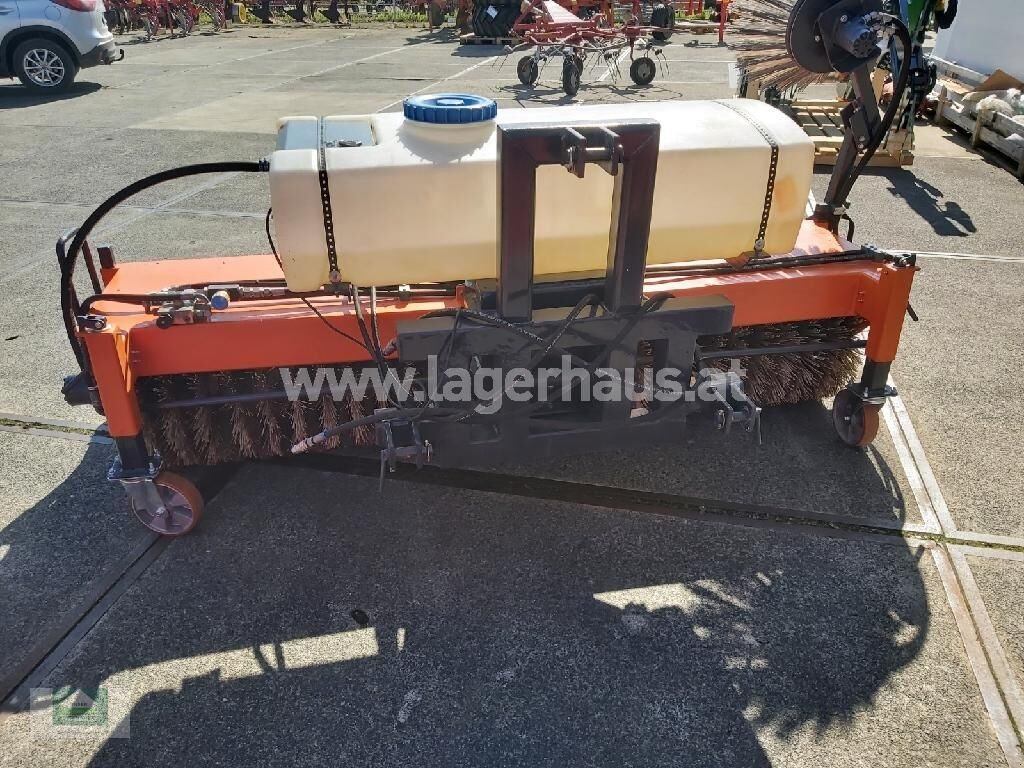 Hochdruckreiniger van het type Tuchel KEHRMASCHINE 250, Gebrauchtmaschine in Klagenfurt (Foto 4)