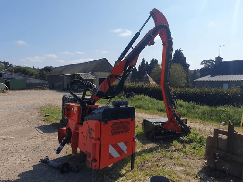 Hochgras/Wiesenmäher del tipo Kuhn EP5683SP, Gebrauchtmaschine In DOMFRONT (Immagine 1)