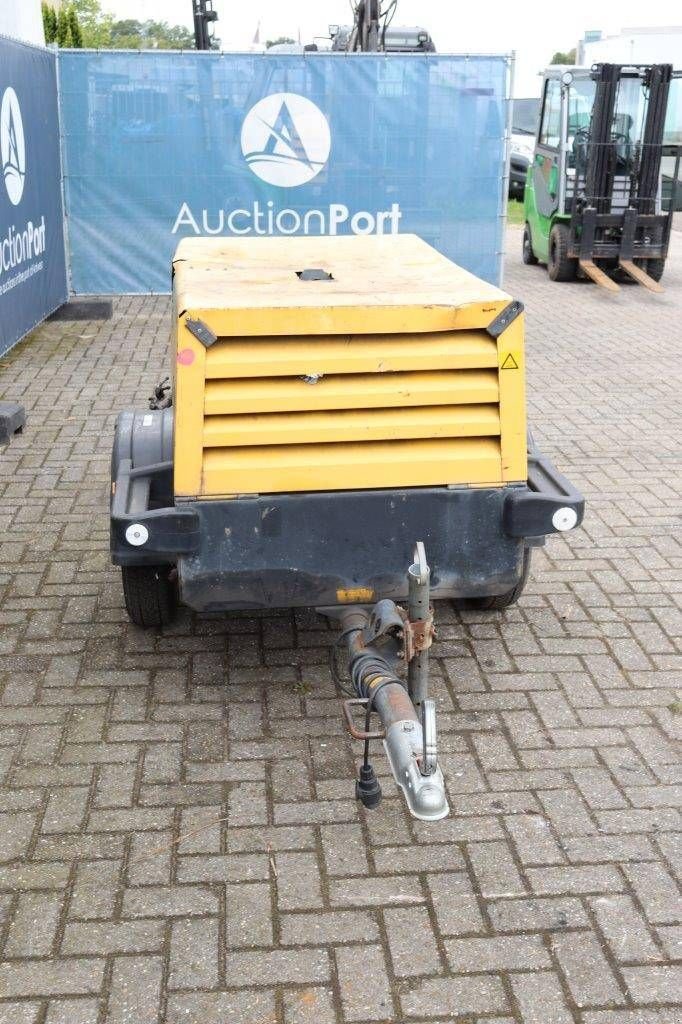 Hof-Kompressor a típus Atlas Copco XAS 36 Yd New, Gebrauchtmaschine ekkor: Antwerpen (Kép 8)