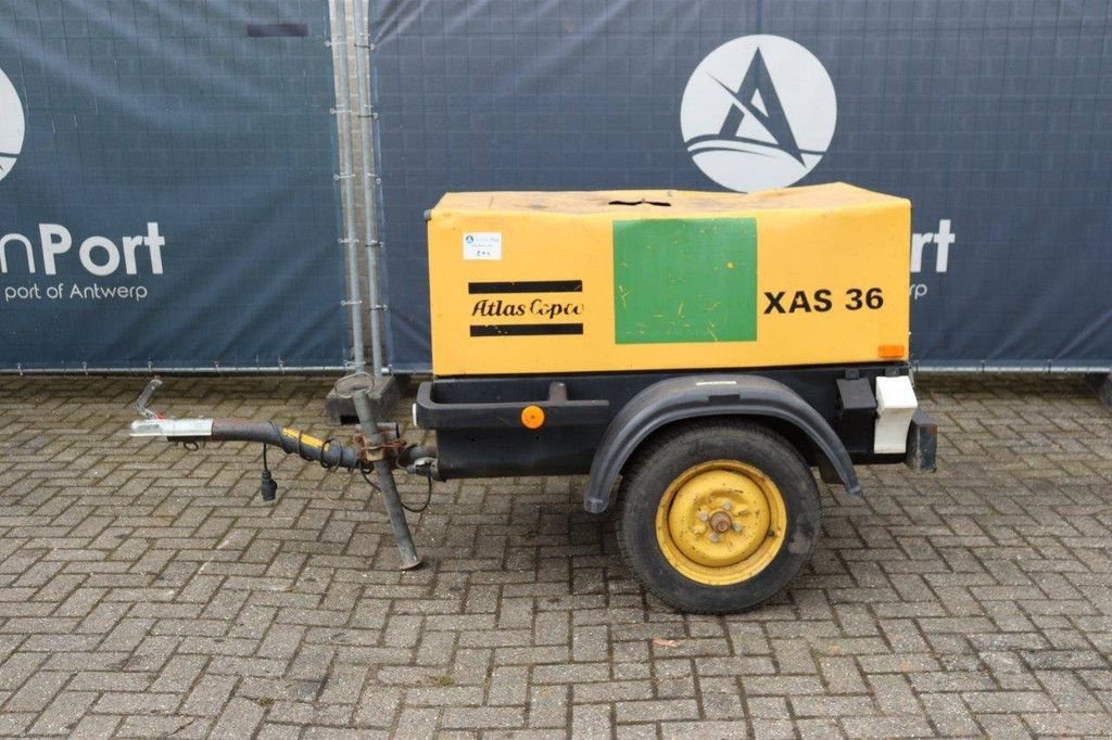 Hof-Kompressor Türe ait Atlas Copco XAS 36 Yd New, Gebrauchtmaschine içinde Antwerpen (resim 2)