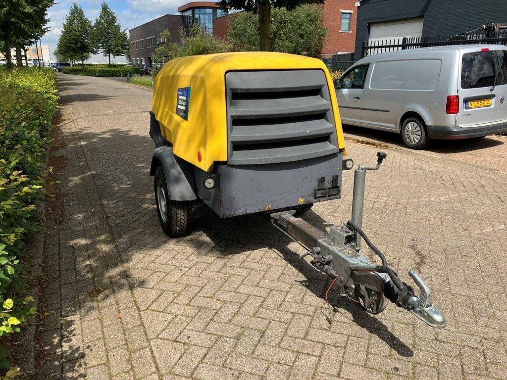 Hof-Kompressor van het type Atlas Copco XAS58, Gebrauchtmaschine in Antwerpen (Foto 7)