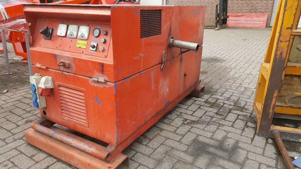 Hof-Kompressor du type Sonstige Onbekend aggregaat, Gebrauchtmaschine en Goudriaan (Photo 1)