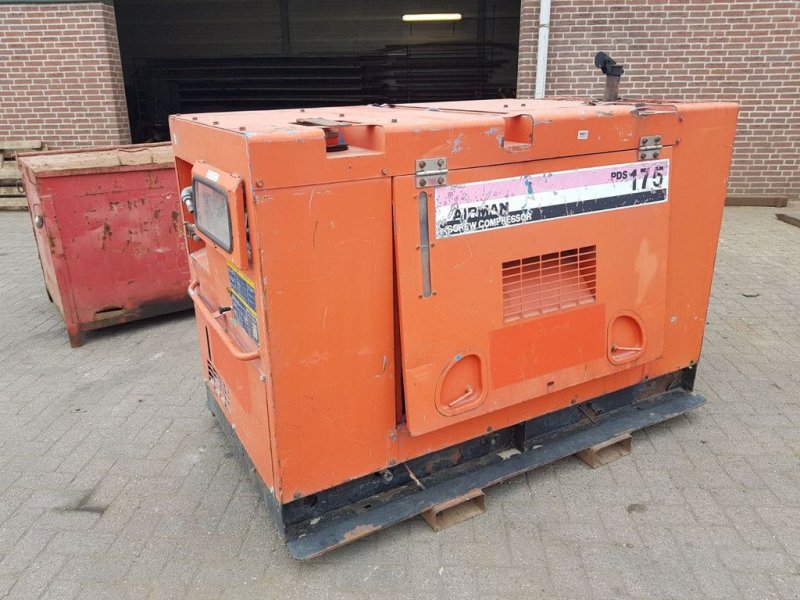 Hof-Kompressor van het type Sonstige Schroef compressor, Neumaschine in Goudriaan (Foto 1)