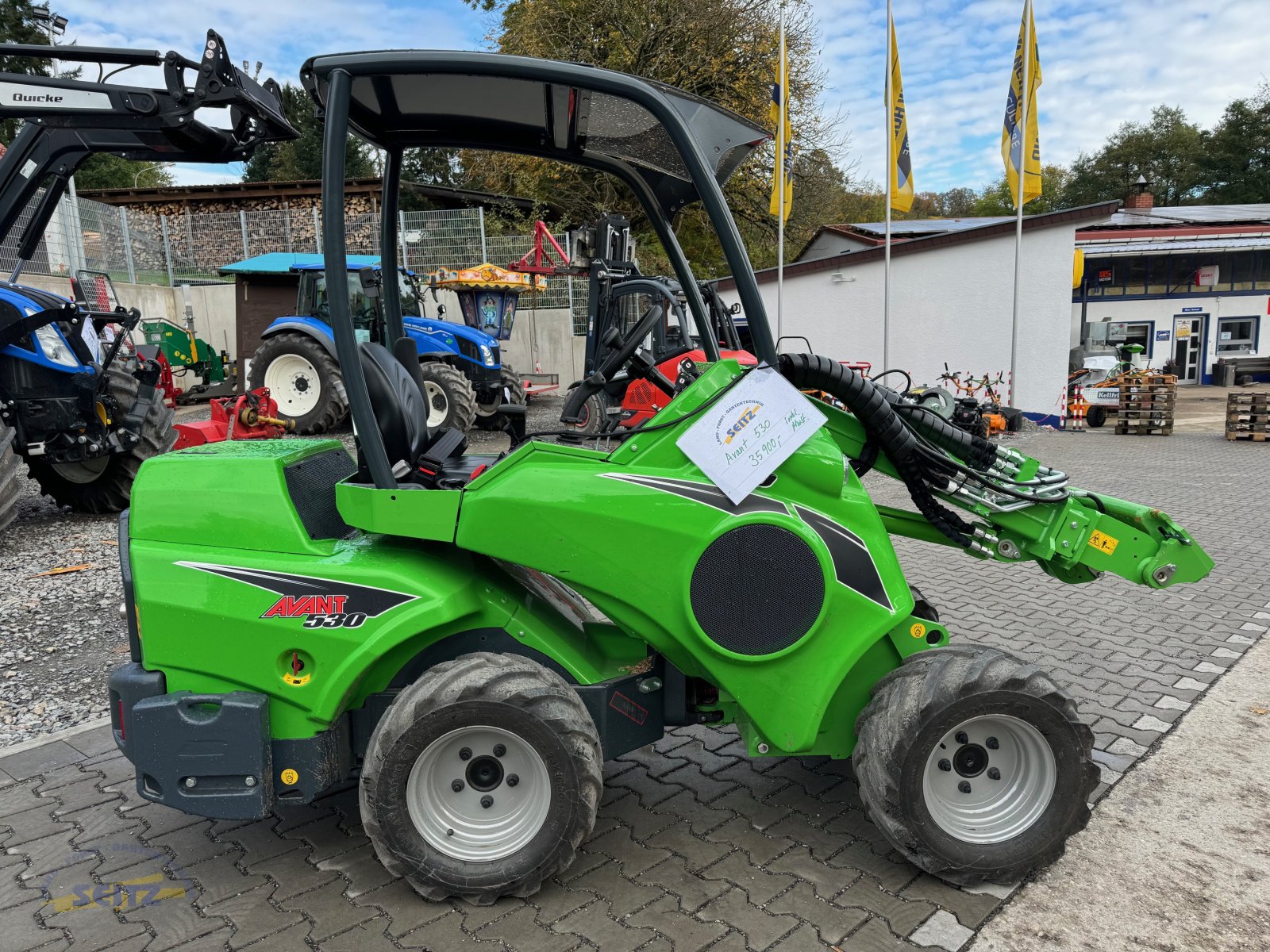 Hoflader del tipo Avant 530, Neumaschine en Lindenfels-Glattbach (Imagen 4)