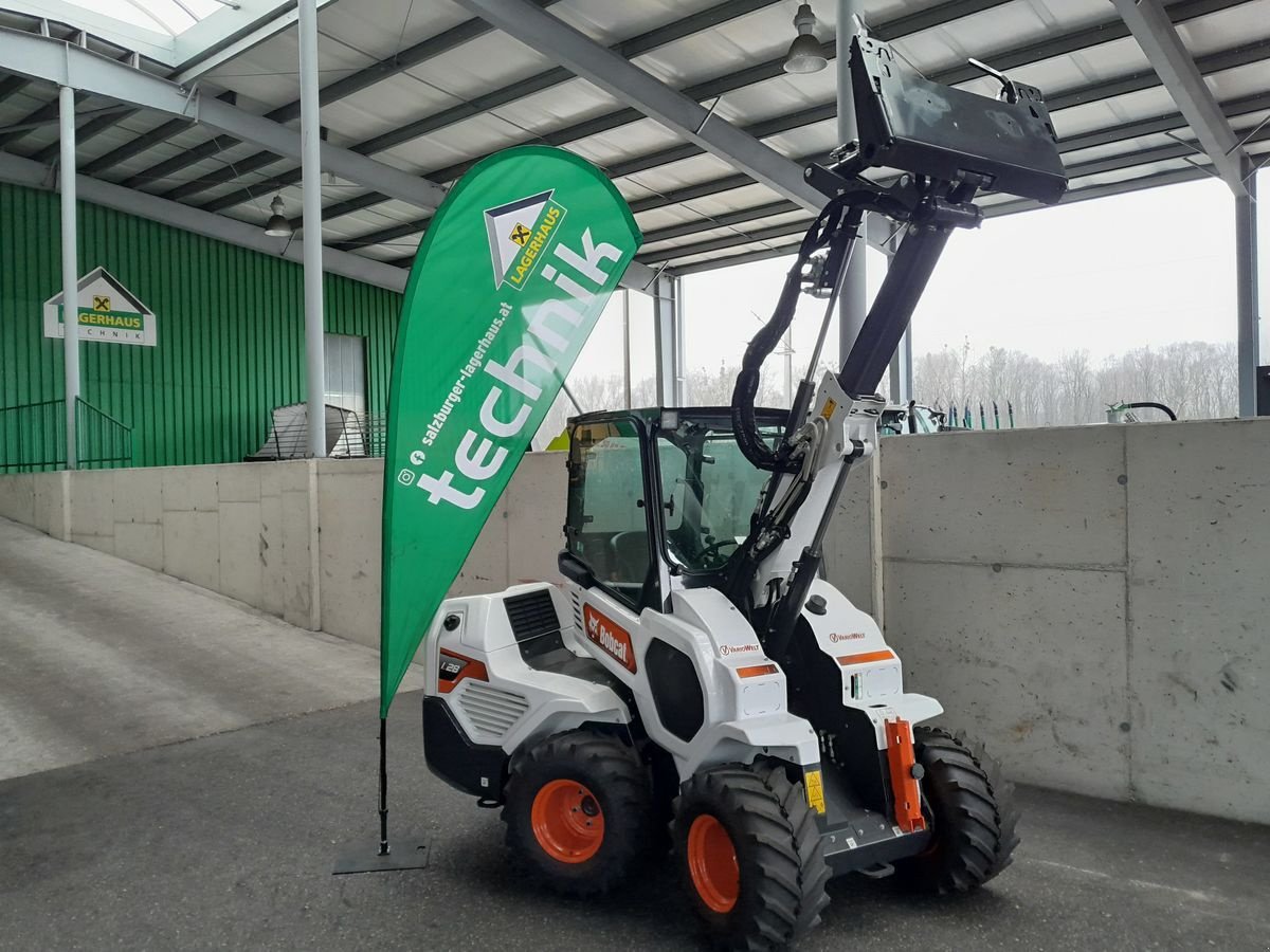 Hoflader of the type Bobcat L28E, Neumaschine in Tamsweg (Picture 1)