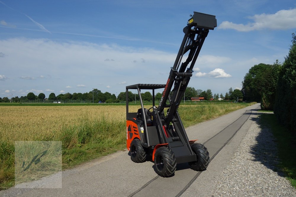 Hoflader van het type Cast Group 825 D, Neumaschine in Bruckmühl (Foto 3)