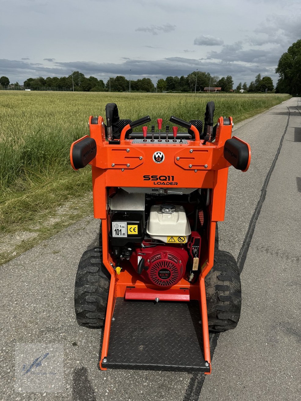 Hoflader a típus Cast Group WorkyQuad SSQ 11 Plus Minilader Dumper Skidlader, Neumaschine ekkor: Bruckmühl (Kép 3)