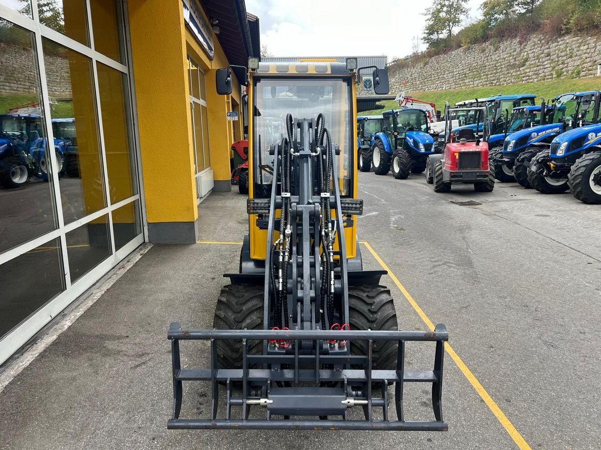 Hoflader typu Eurotrac W 11, Gebrauchtmaschine v Burgkirchen (Obrázek 6)