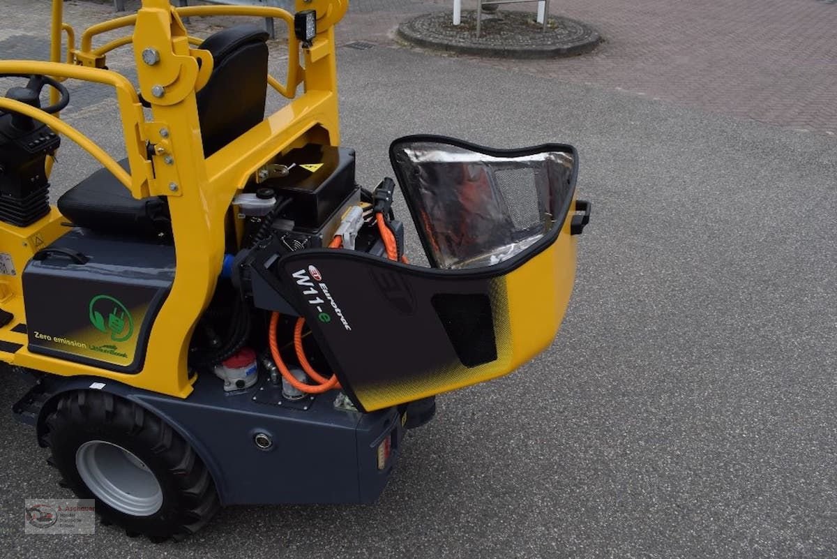 Hoflader del tipo Eurotrac W11-E elektrischer Hoflader, Neumaschine en Dimbach (Imagen 4)