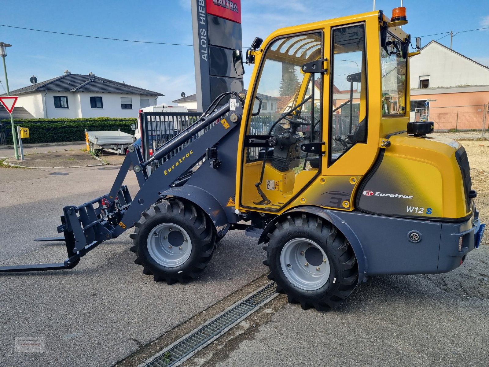 Hoflader del tipo Eurotrac W12 CS Vollkabine, Neumaschine en Tapfheim (Imagen 13)