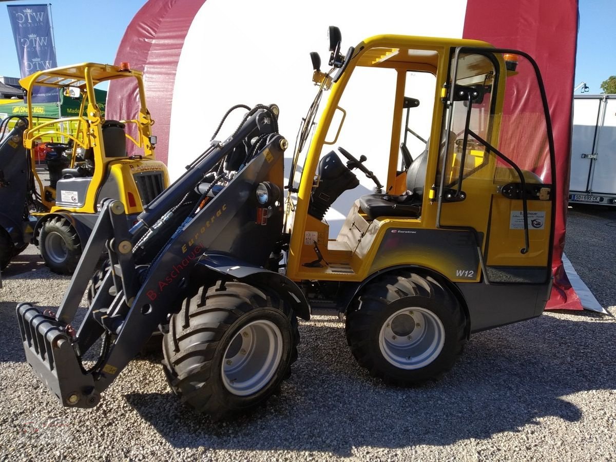 Hoflader of the type Eurotrac W12-S, Neumaschine in Dimbach (Picture 2)