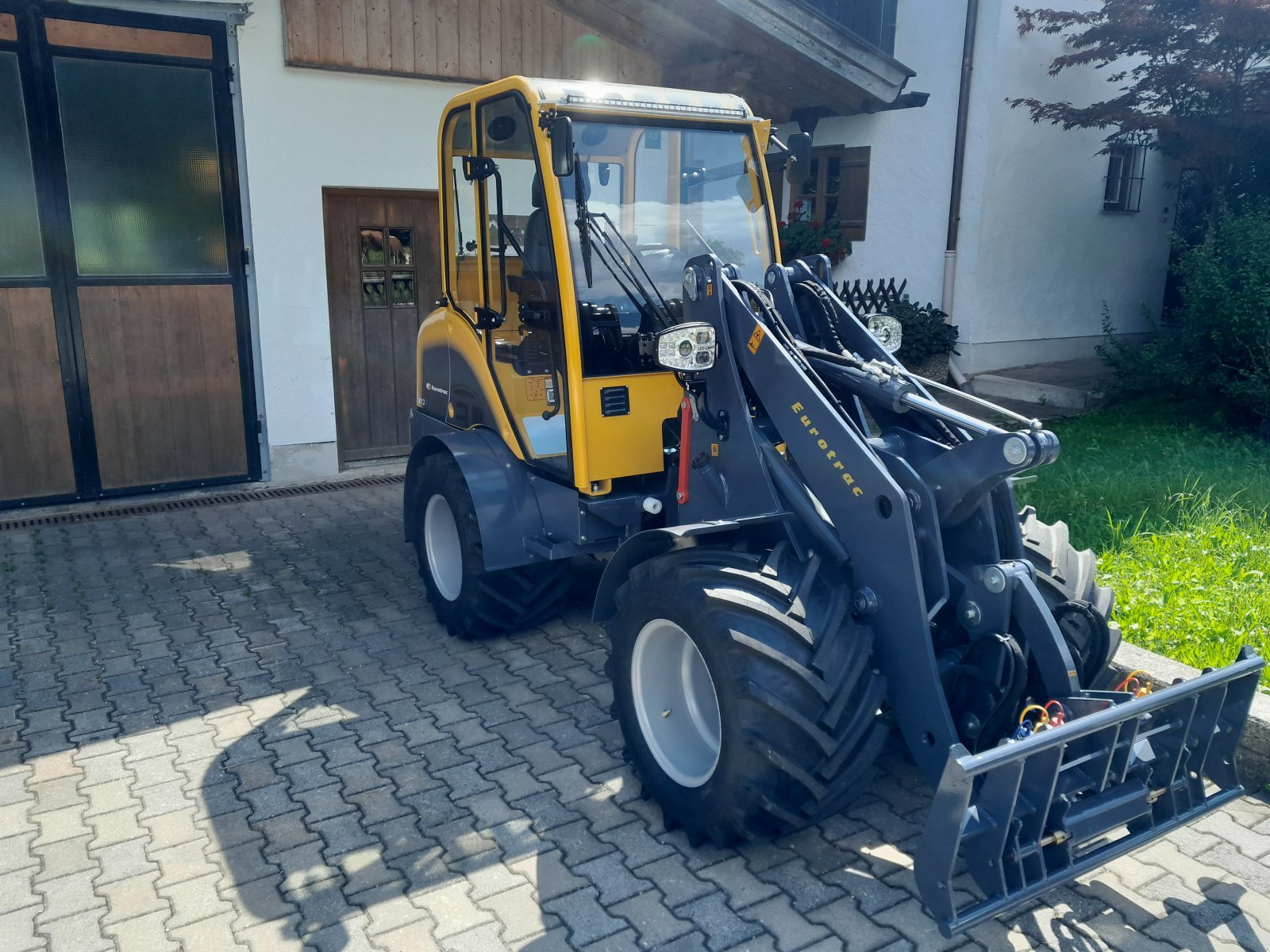 Hoflader del tipo Eurotrac W13, Gebrauchtmaschine In Grainau (Immagine 1)