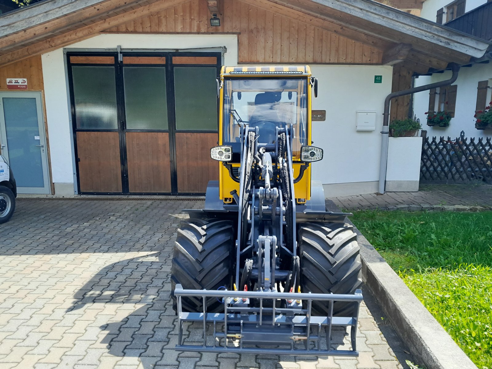 Hoflader del tipo Eurotrac W13, Gebrauchtmaschine In Grainau (Immagine 2)